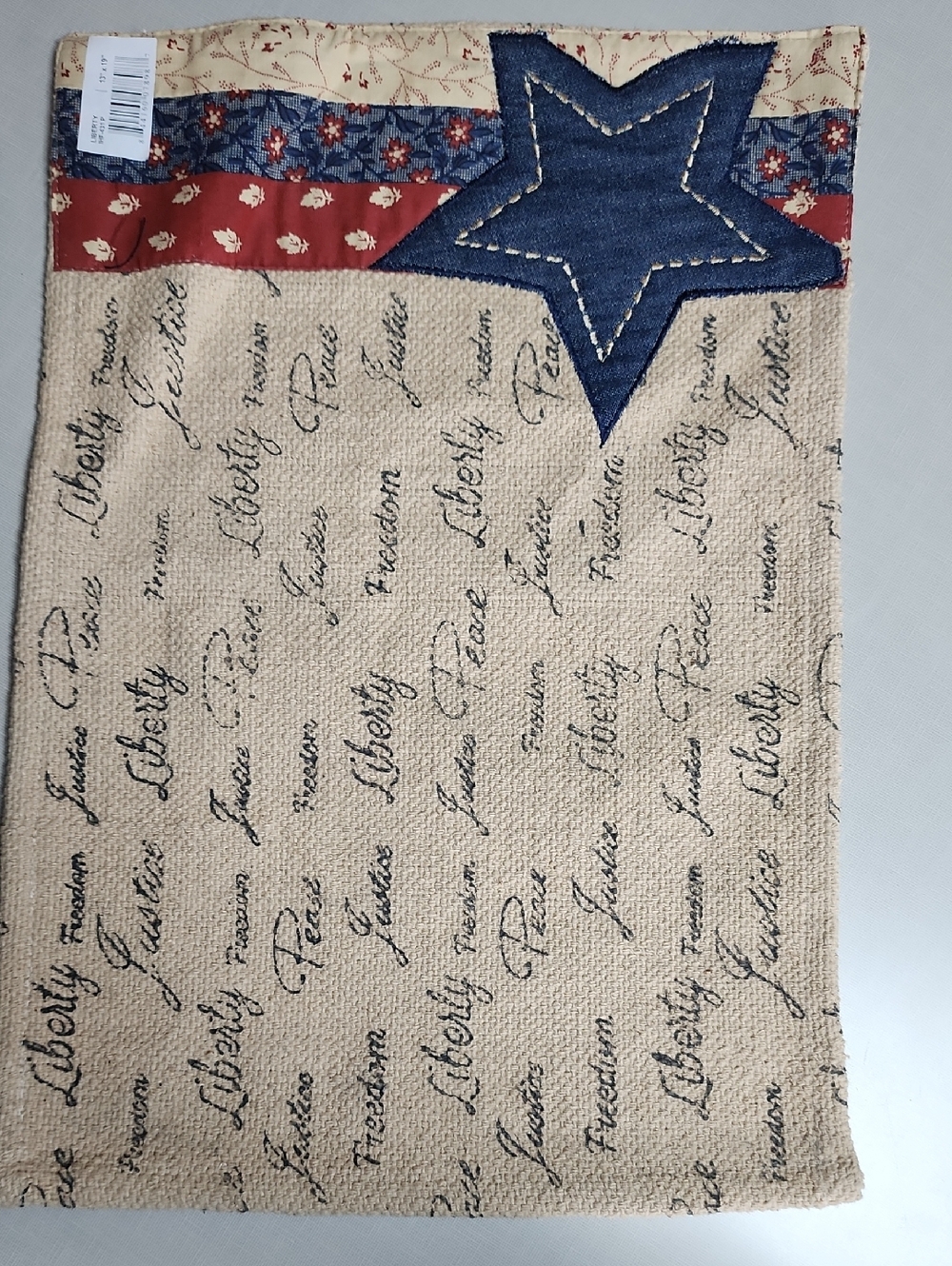 Set of 4 Olivia's Heartland patriotic placemats.